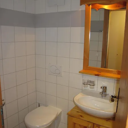 Chottes Nend230 In And Out ננדה