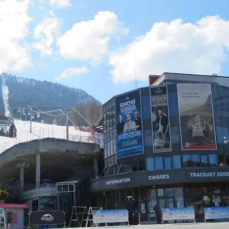 Chottes Nend230 In And Out *